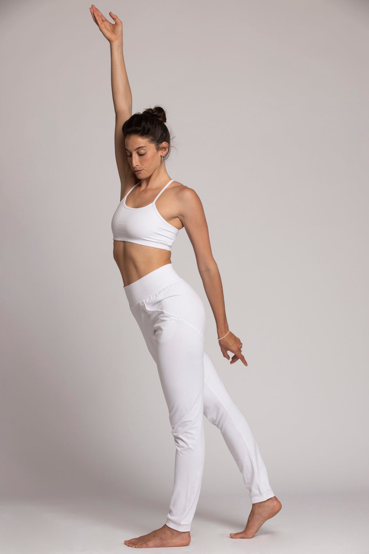 Organic Cotton Pure White Criss Cross Yoga Bra