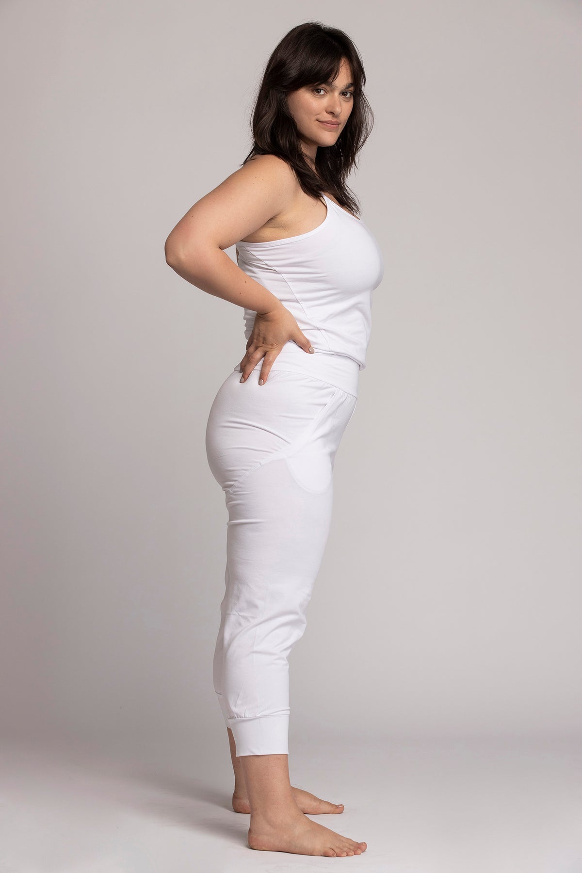 I&#39;mPerfect Organic Cotton Pure White Slouchy Capri Yoga Pants 35%off