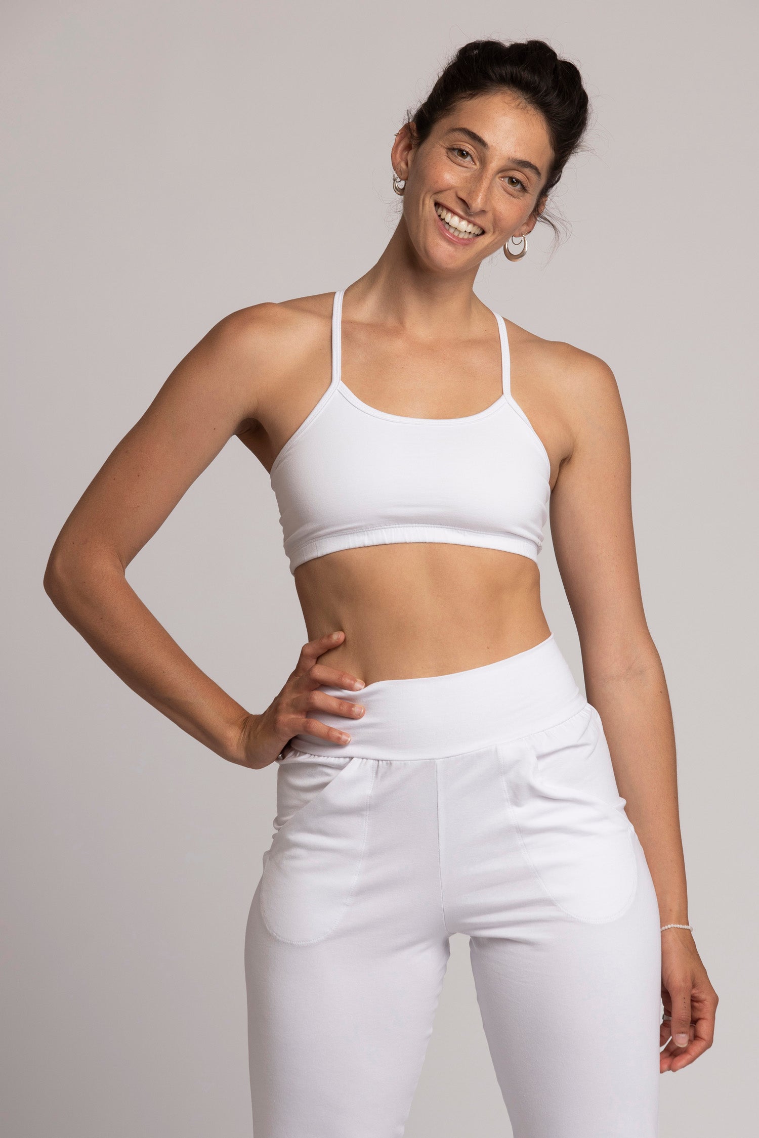 CRZ Yoga Women's Strappy Fashion Toga Sports Bra EJ1 White Size XL