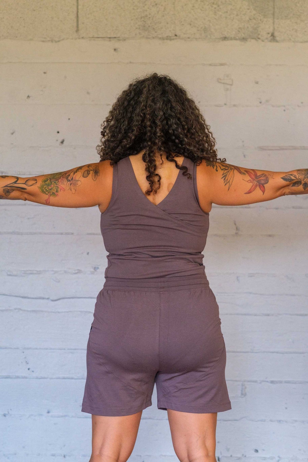 Soft Madal V Back Tank Top