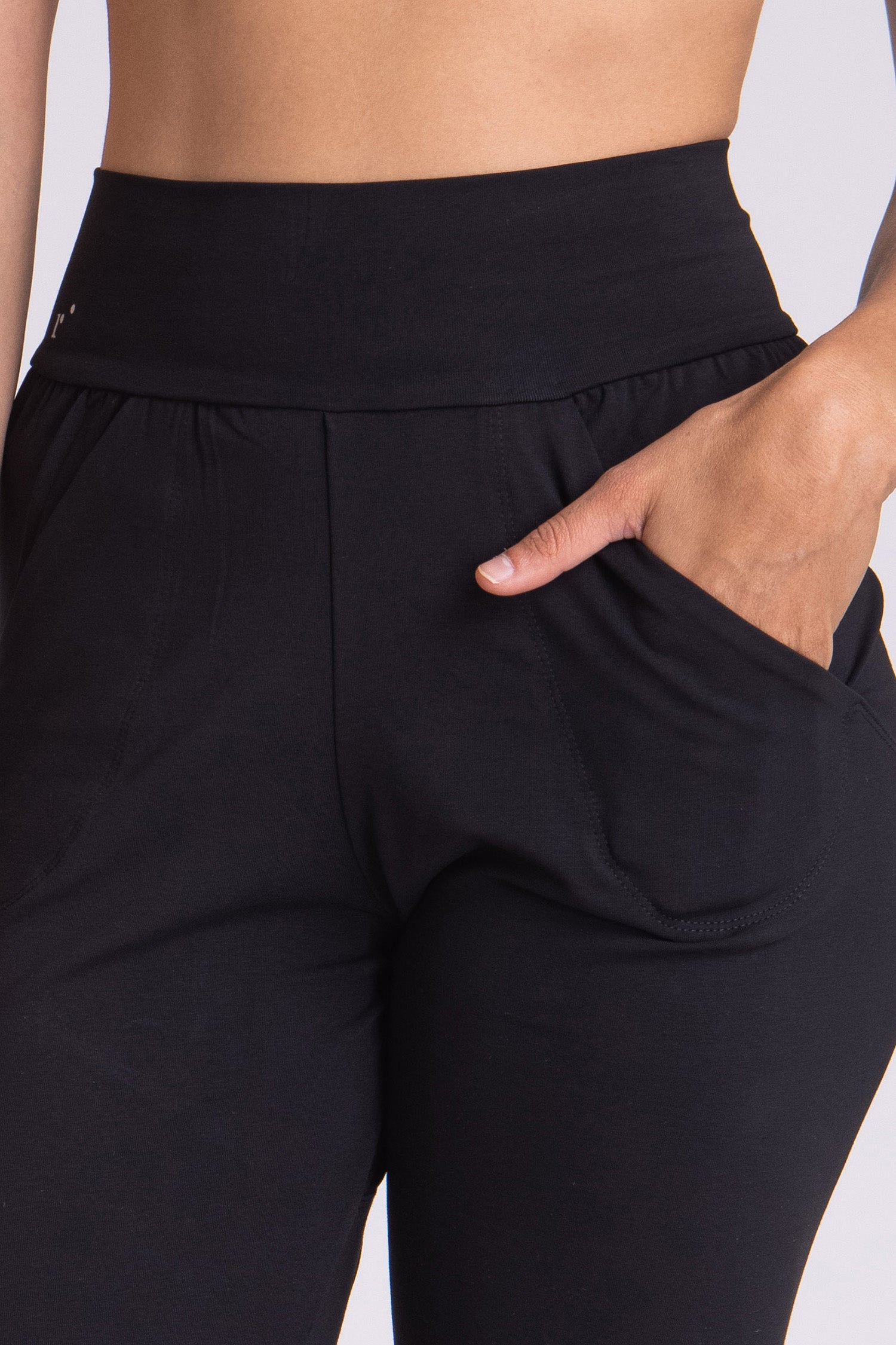 Organic Cotton Slouchy Capri Pants