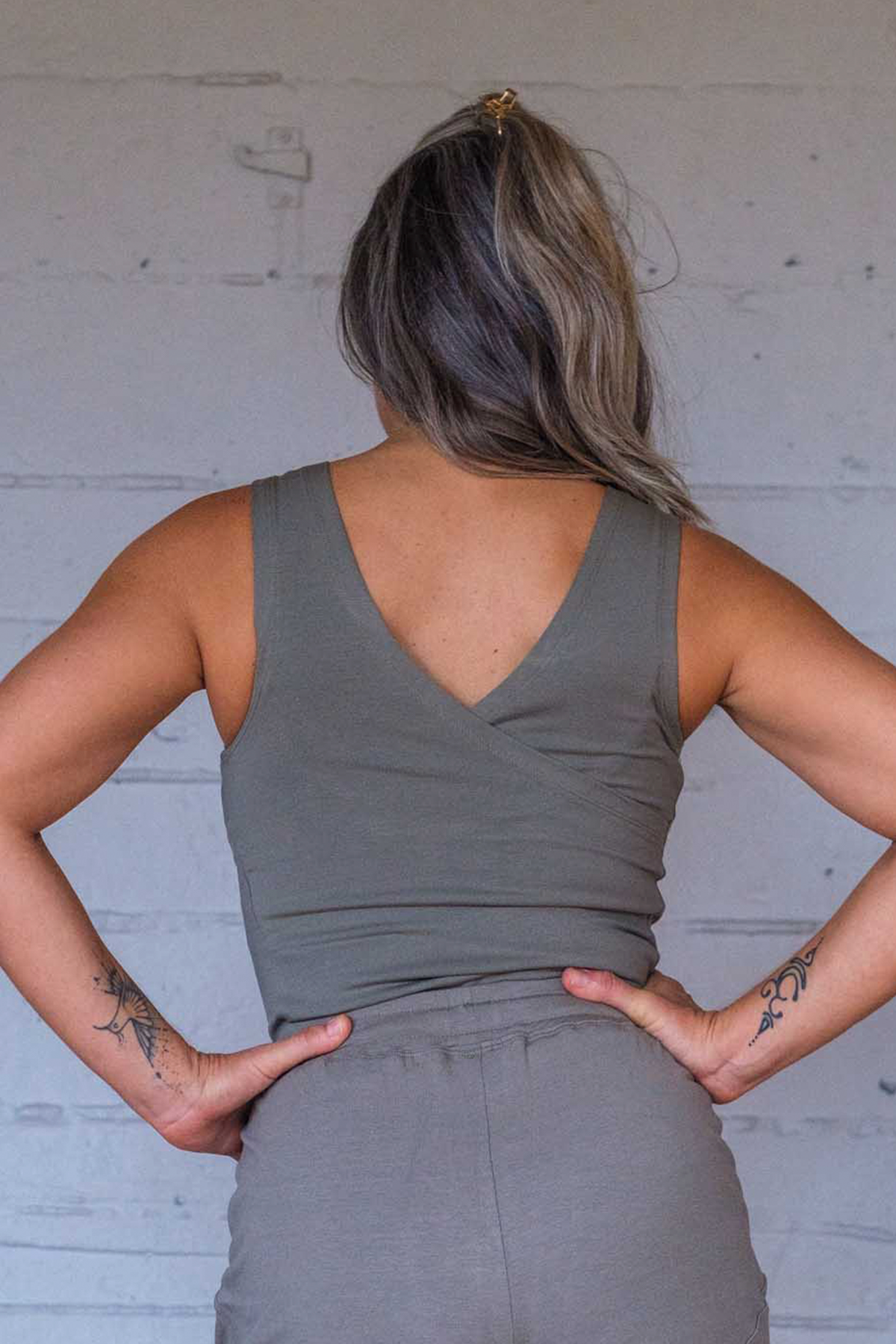 Soft Madal V Back Tank Top