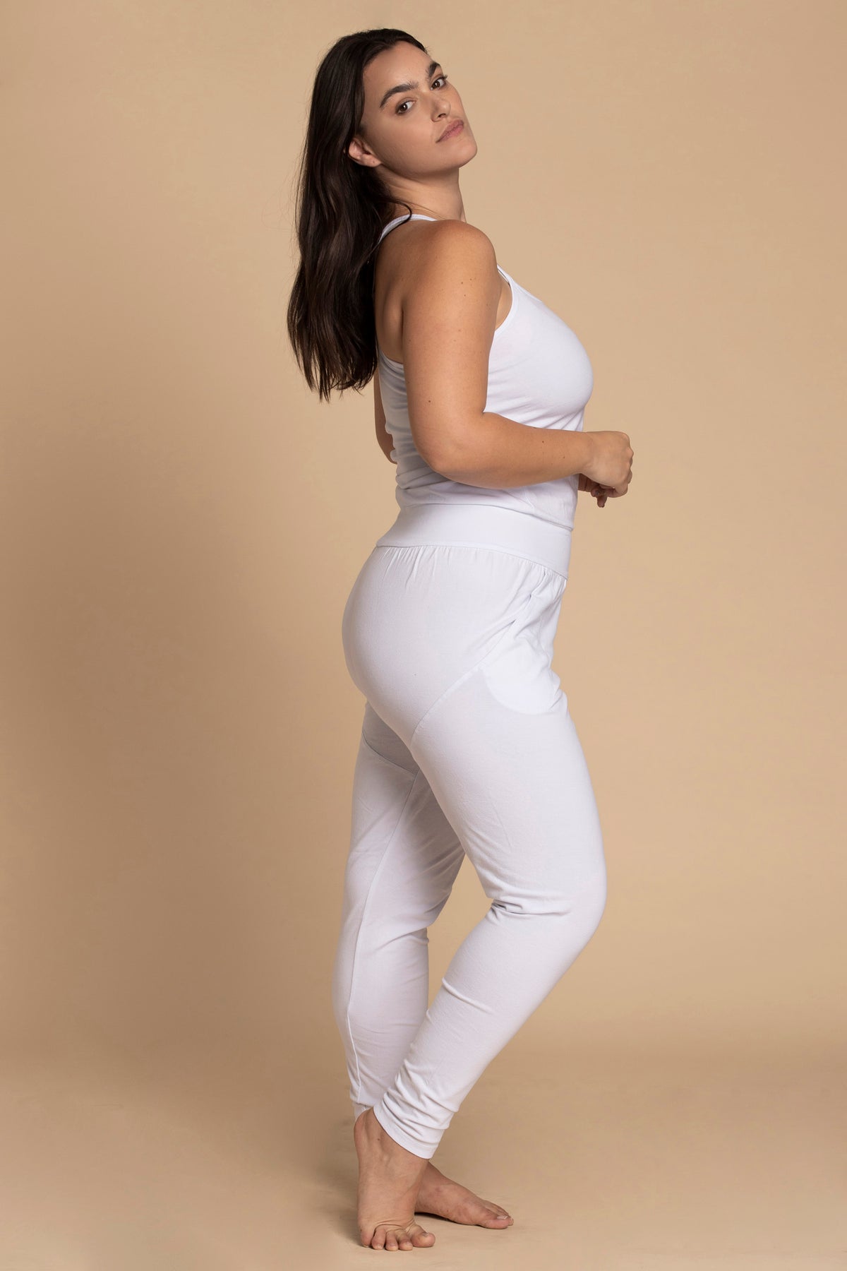 I&#39;mPerfect Pure White Long Yoga Jumpsuit 35%off